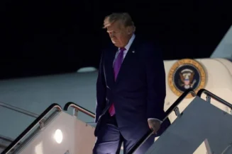 Análise: Por que troca secreta de aviões de Trump é problemática?