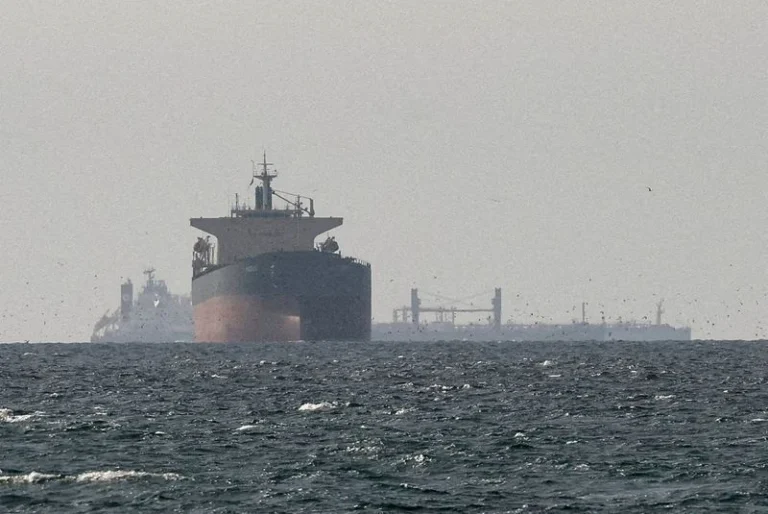 Irã ameaça atacar a Marinha dos EUA se bloqueio naval continuar