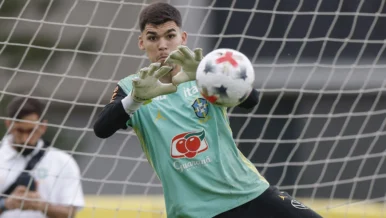 Após estreia de Otávio, Ancelotti confirma Morisco como titular do Brasil