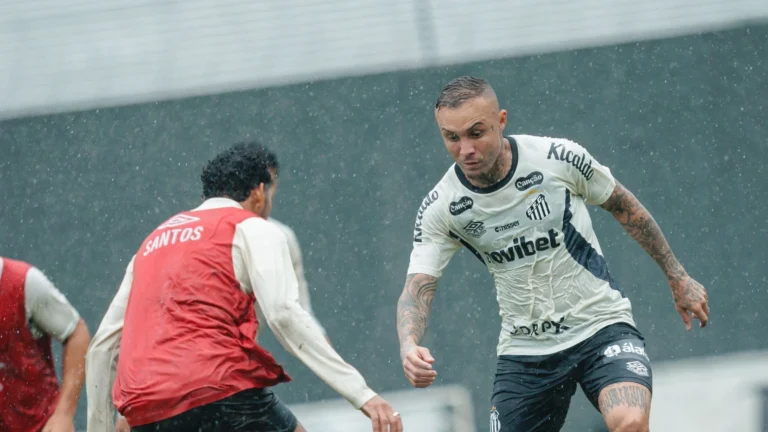 Cebolinha participa de treino e pode estrear pelo Santos contra o Cruzeiro