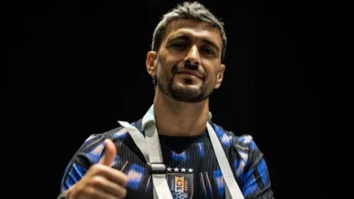 Arrascaeta chega amanhã no Brasil e Flamengo define data de cirurgia