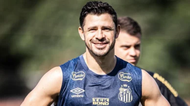 Giuliano anuncia aposentadoria: 
