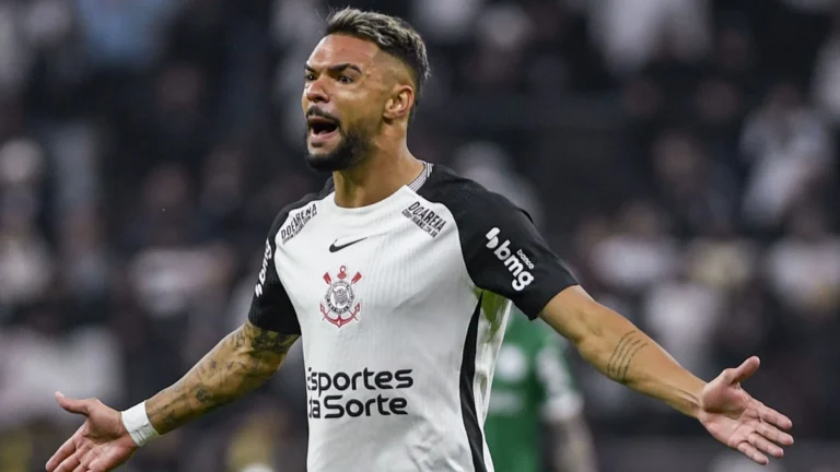 Raniele recebe gancho da Conmebol e desfalca Corinthians contra Estudiantes