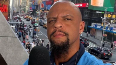 Felipe Melo alerta Pedro após duelo com o Corinthians: 