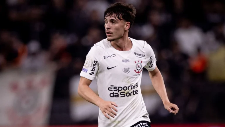 Besiktas tem interesse, e Corinthians pode vender Breno Bidon