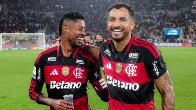 Danilo abre jogo sobre renovação de contrato com o Flamengo