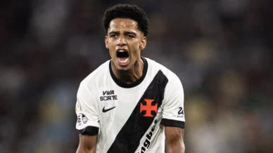 Vasco não vai buscar novos reforços após 