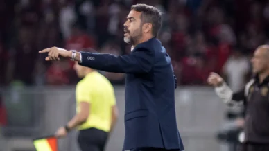 Paulinho, novo executivo do Cruzeiro, revela conversa com Artur Jorge