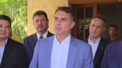 Campanha de Flávio teme tática do PT usada contra Marina em 2014