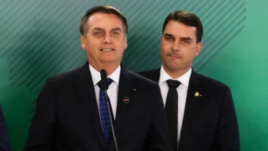 Veja em quais estados Flávio teve mais votos que Jair no 1º turno