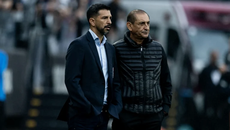 Emiliano Díaz explica recusa ao Corinthians e promete retorno: “Vou voltar”